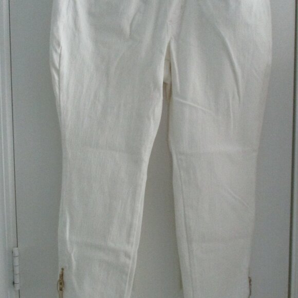 Belle by Kim Gravel Ankle Zip Pants, size 12 Petite, NEVER WORN - Picture 2 of 10